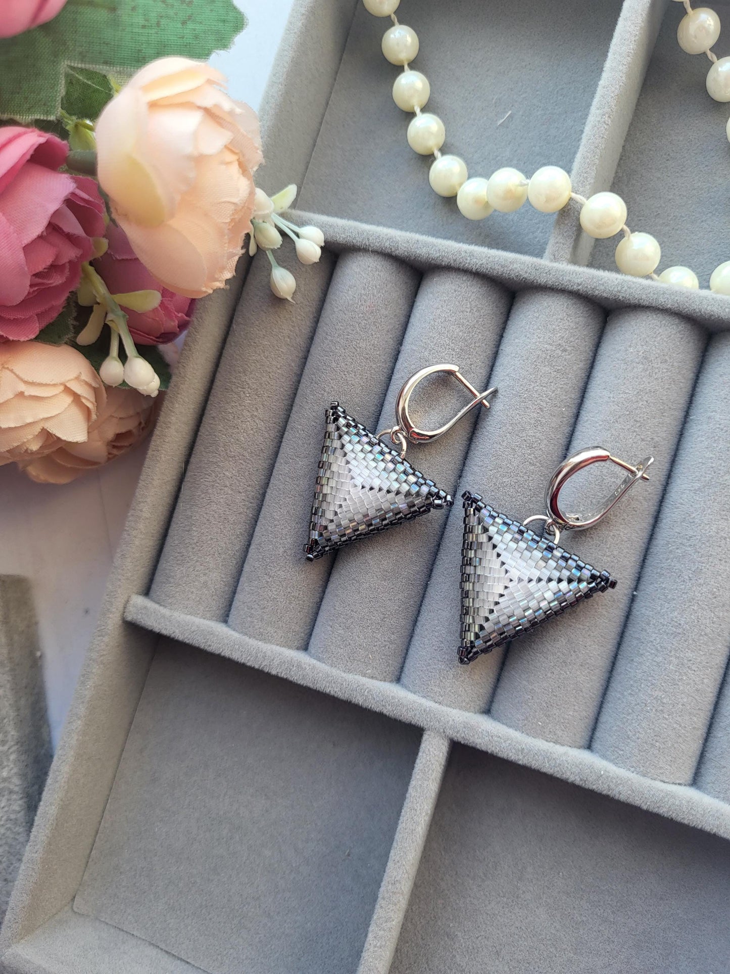 Handmade Shiny Miyuki Beaded Jewelry Set – Earrings and Bracelet/Handwoven Triangle Earrings and Bracelet – Shiny Beaded Jewelry Set