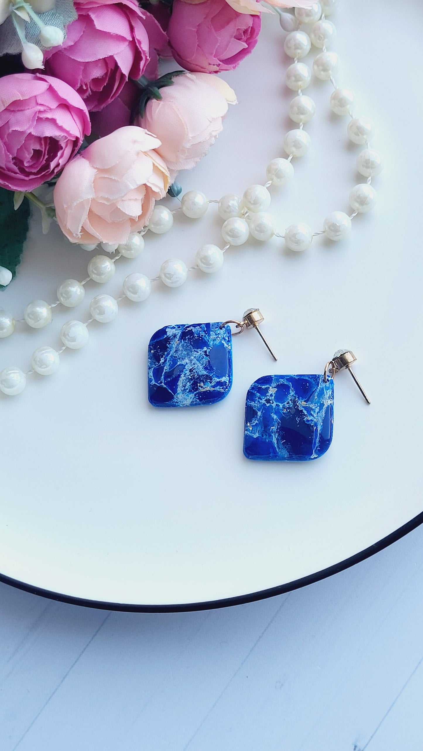 Stylish Square Earrings with Glossy Blue and White Marble Finish/Sleek Square Earrings with Glossy Blue Marble Accents