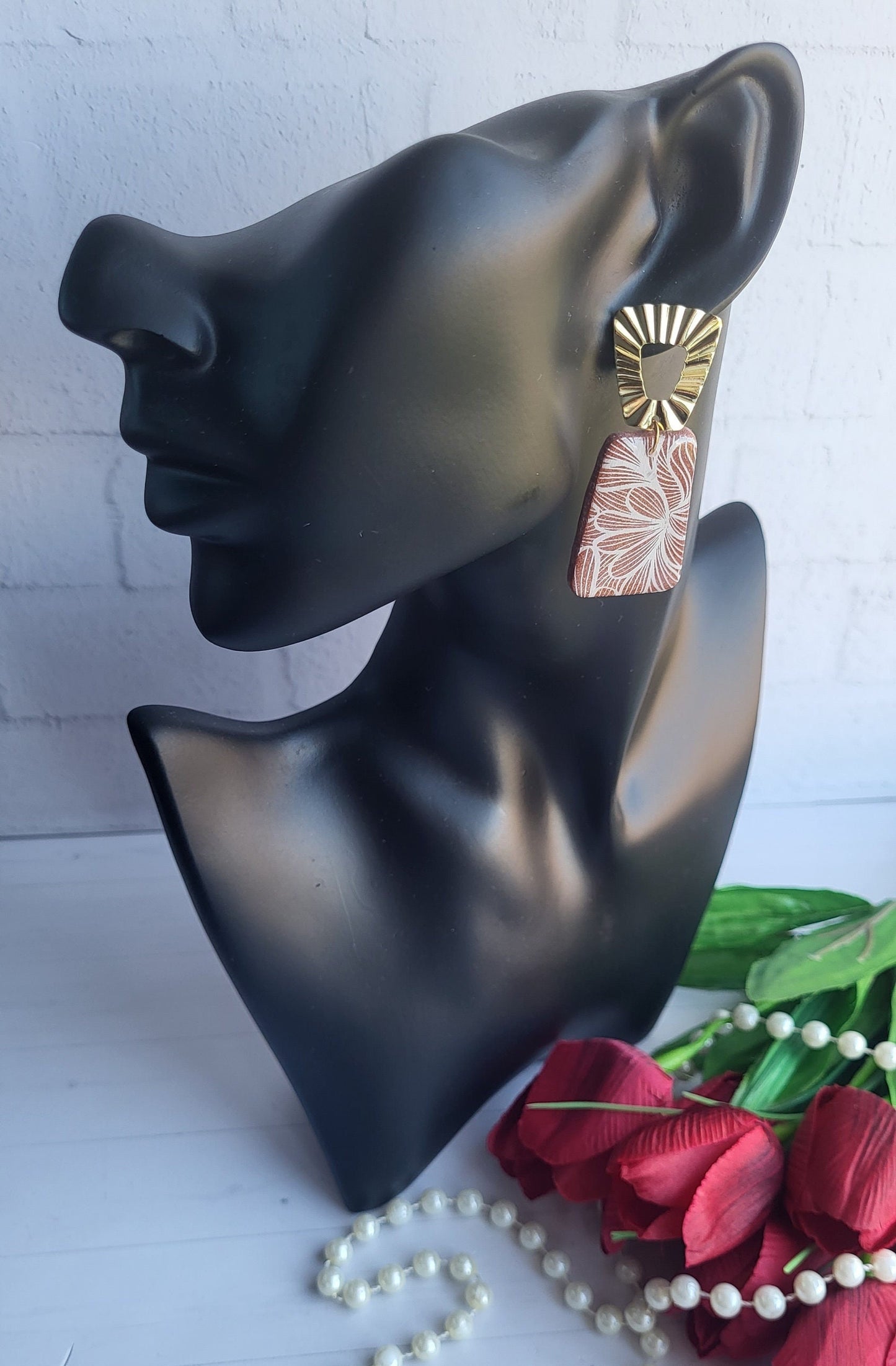 Elegant Floral Polymer Earrings/White Patterned Handmade Earrings/Unique Textured Clay Earrings