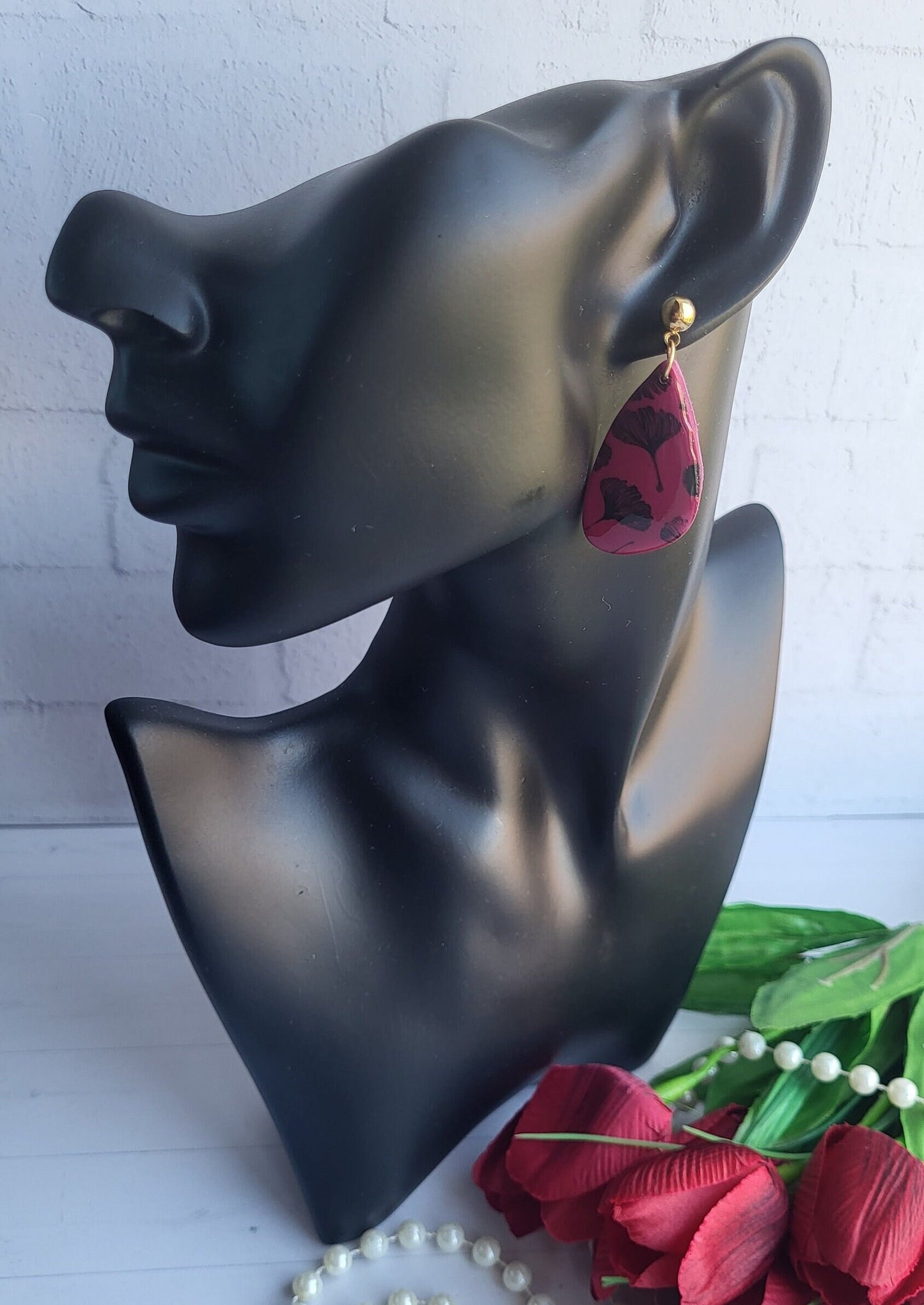 BORDEAUX EARRINGS | Black Flower Earring | Polymer Clay Earring | Comfortable Earrings | Aesthetic Hand Painted Minimal Timeless Earrings