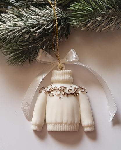 Rustic White and Brown Handmade Epoxy Resin Christmas Ornaments/Unique Handmade Christmas Decorations in Neutral Tones
