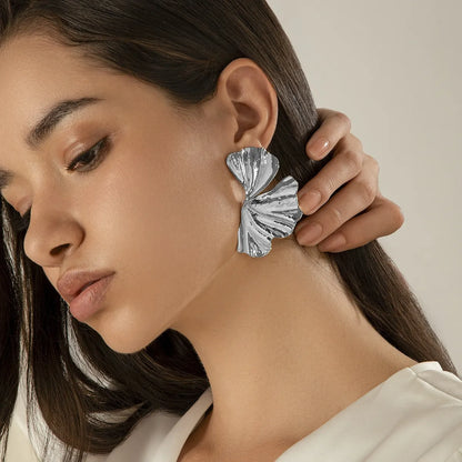 Flower Pattern Earrings