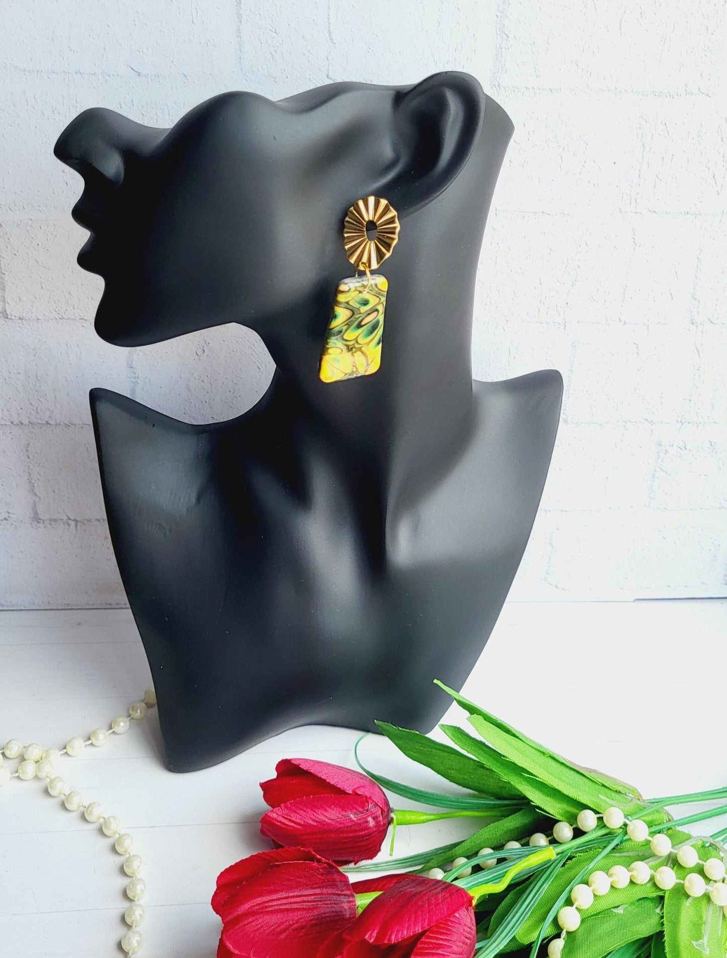 Polymer Clay Earrings/earring/fashion/fashion earrings/luxury/luxury earring/giftforher/mothers day/present/wedding/girl/girl earring/gift
