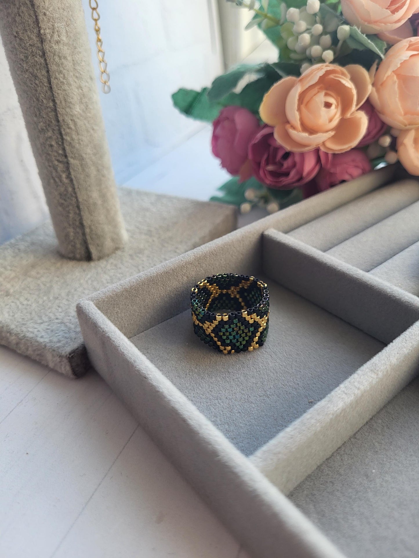 Handmade High-Quality Snake Print Beaded Jewelry Set