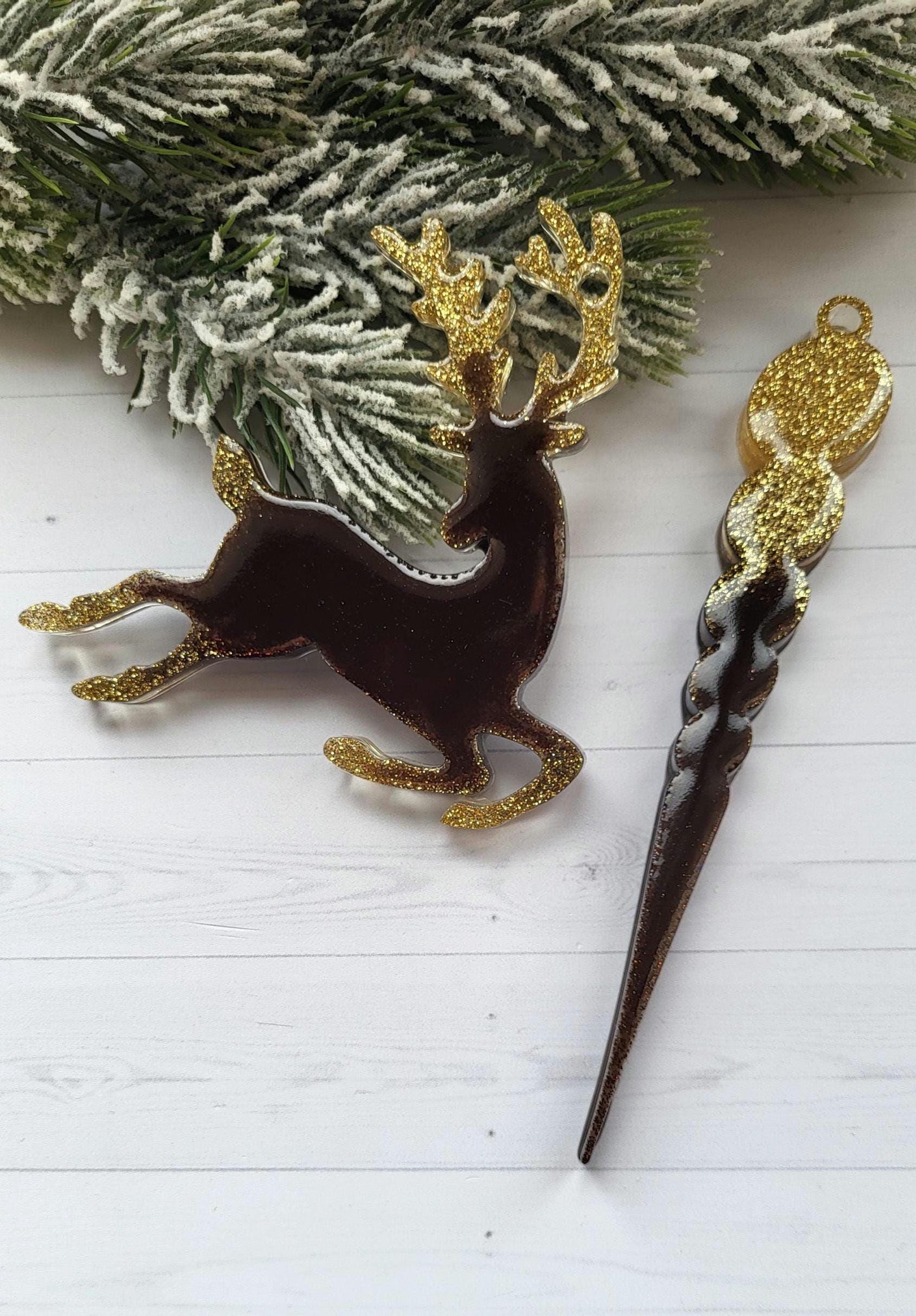 Stylish Holiday Decor | Handmade Epoxy Resin Christmas Ornaments Set | Deer and House | Resin Christmas Tree Toys | Xmas Tree Decorations
