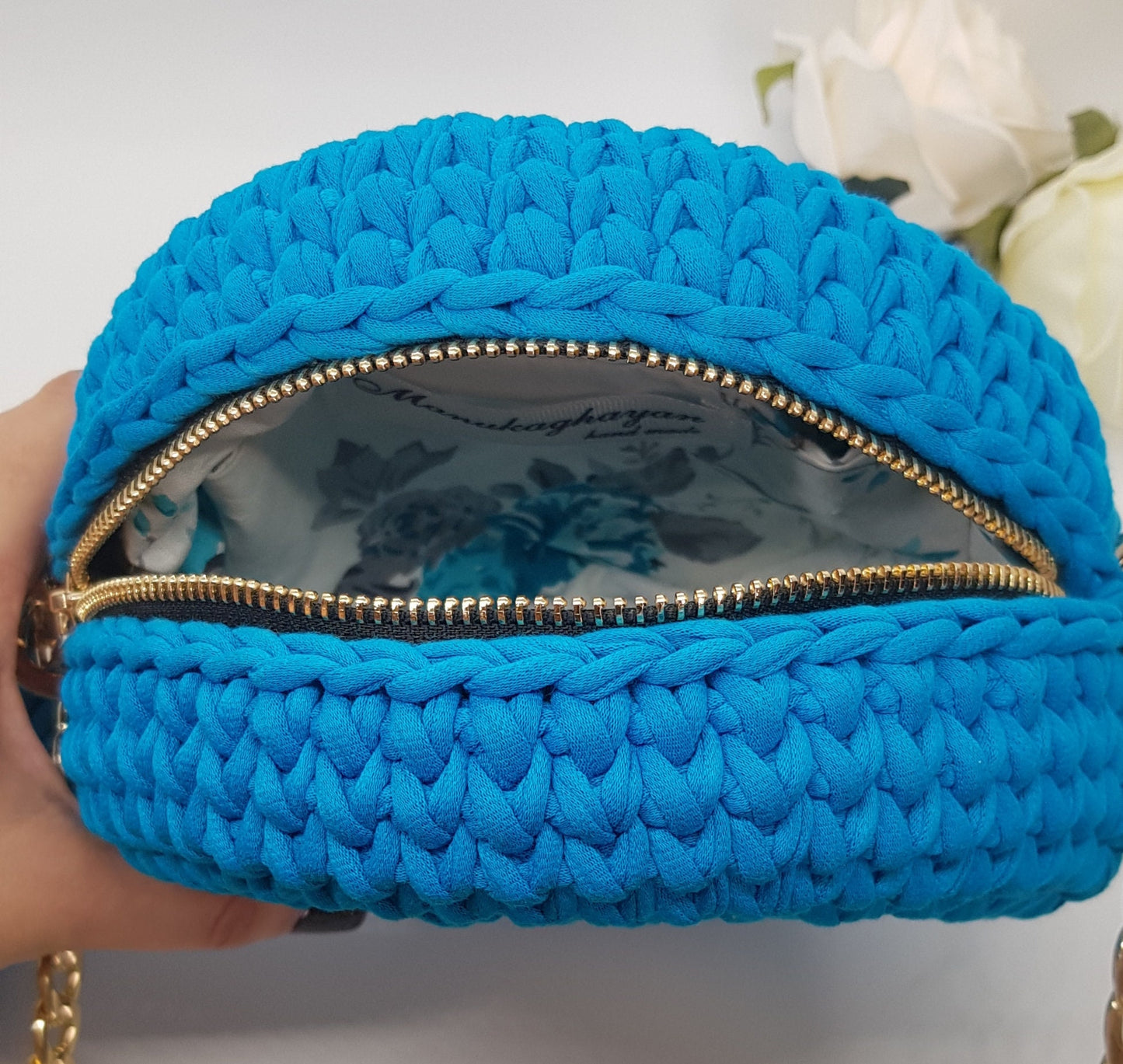 Handmade Turquoise Knitted Bag | Wooden Painted Mural Decor | 18x8 cm with Cotton Lining and Pocket | Fabric & Chain Handle | Women's Bag