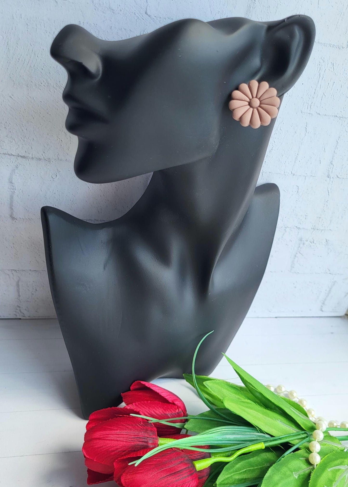Daisy Earrings | Polymer Clay Statement Earrings | Spring Floral Jewelry | Handmade Daisy Statement Earrings | Summer Floral Earrings