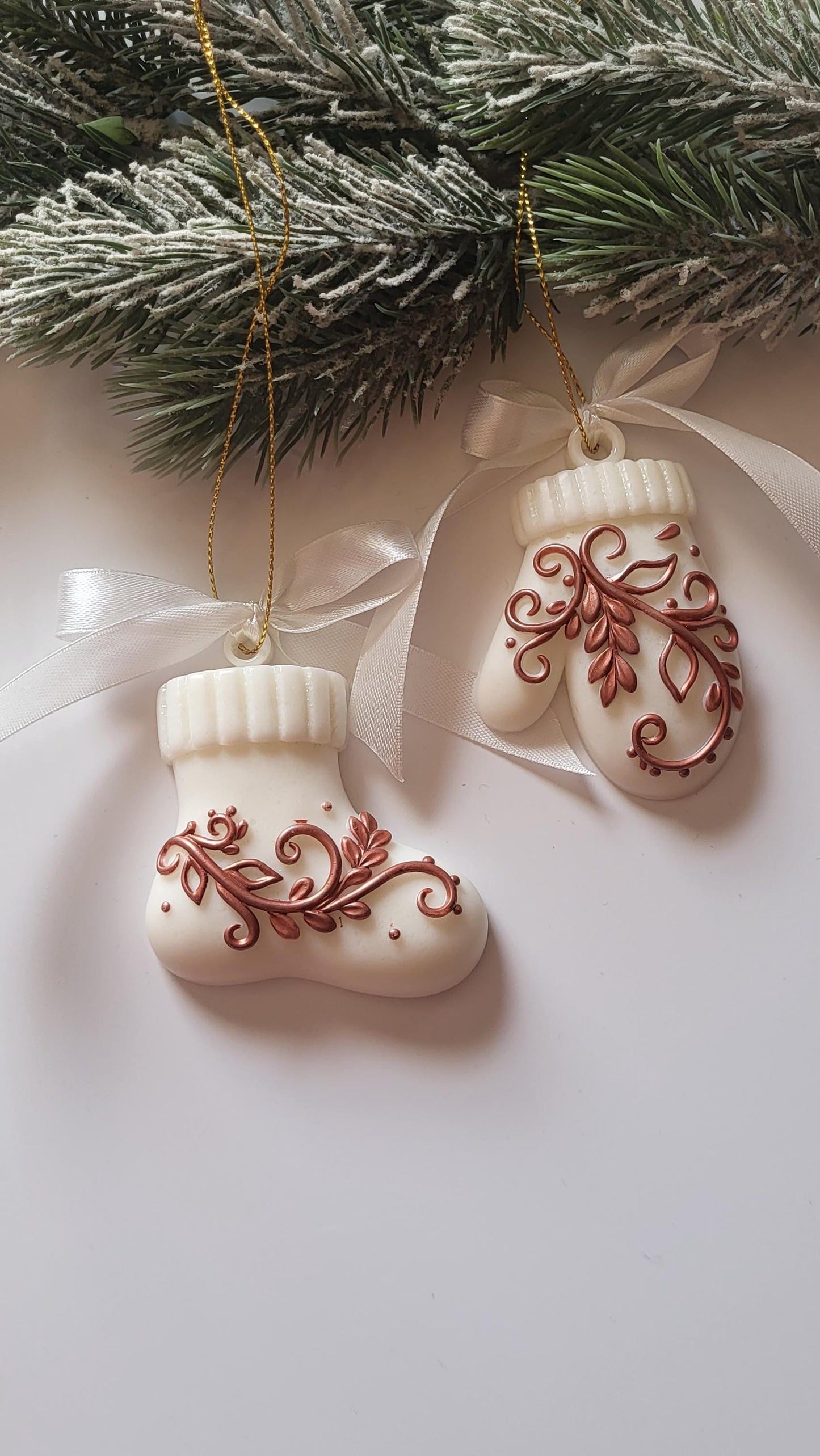 Handmade Epoxy Resin Christmas Ornaments/Chic Christmas Ornaments: Sweaters, Skates, and Mittens in Resin
