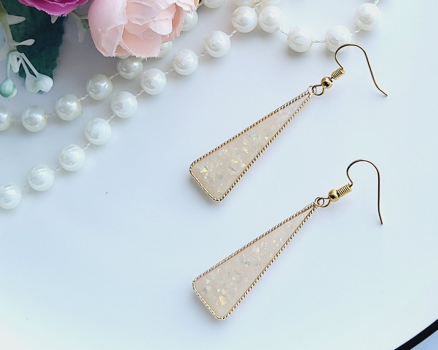 POLYMER CLAY EARRING | Hand Made Earrings | Minimal Earrings | Aesthetic Earrings | Chunky Translucent Sparkling Triangle Statement Earrings