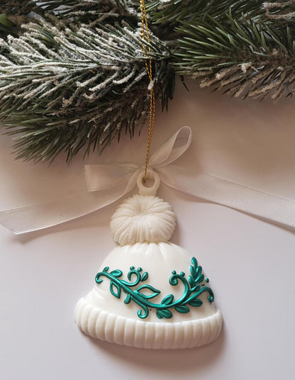 Handmade White and Green Epoxy Resin Christmas Ornaments with Elegant Designs/Unique Green and White Ornaments