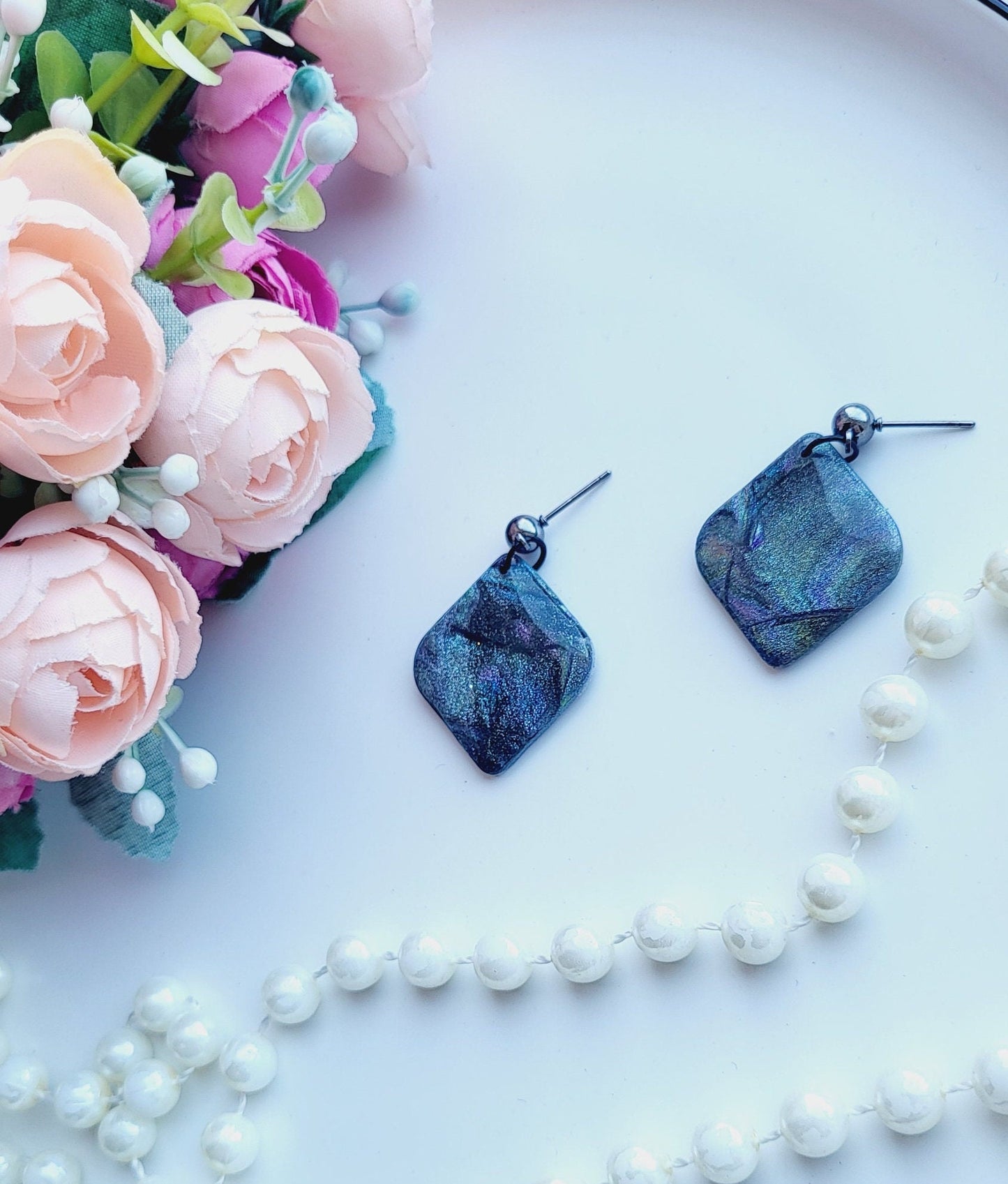 Iridescent Polymer Clay Drop Earrings/Unique Textured Polymer Clay Jewelry/Chic Polymer Clay Earrings for Everyday Wear