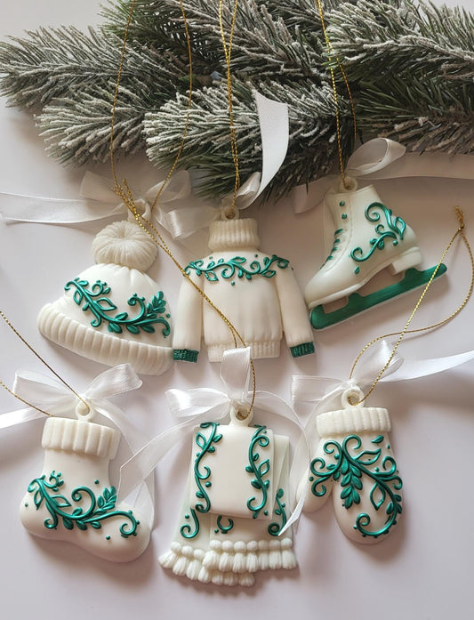 Handmade White and Green Epoxy Resin Christmas Ornaments with Elegant Designs/Unique Green and White Ornaments