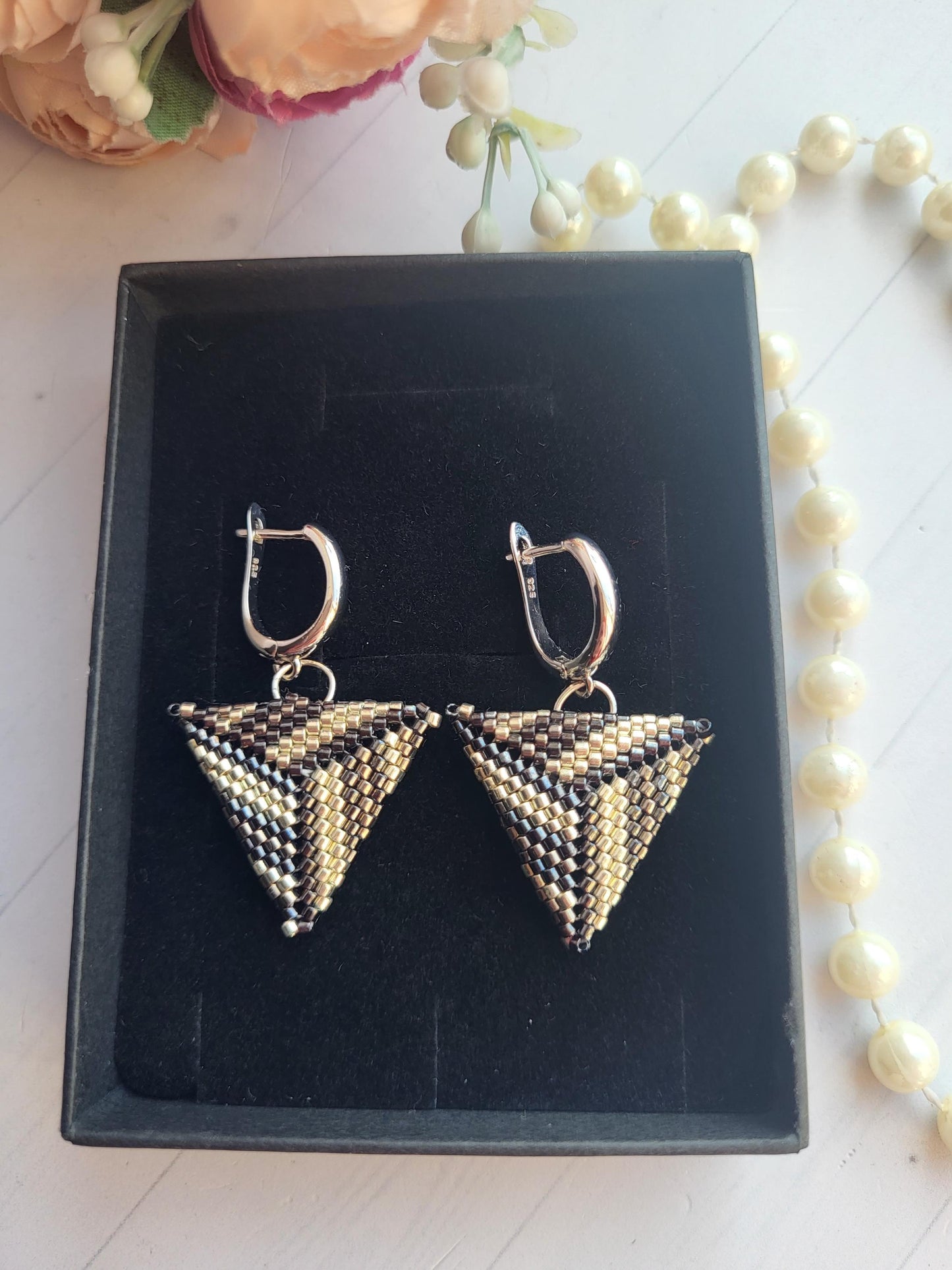 Geometric Beaded Jewelry Set – Handmade Bracelet 15×3 cm, Ring and  Earrings/Black and silver Beaded Jewelry Set