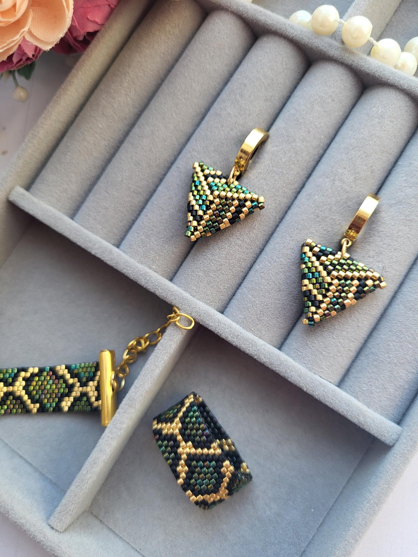 Handmade High-Quality Snake Print Beaded Jewelry Set