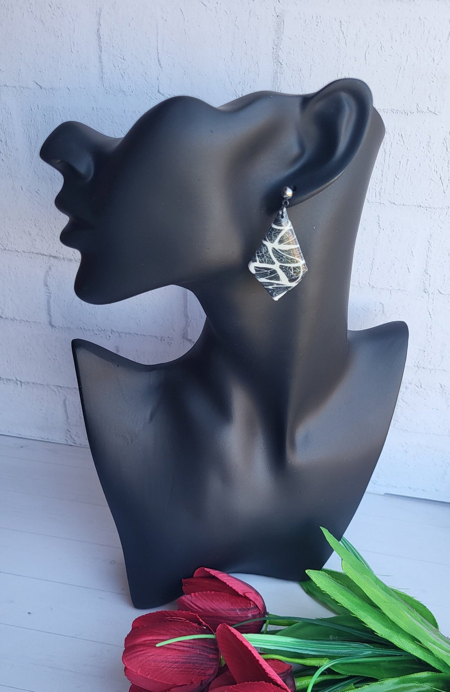 Nature-Inspired Polymer Clay Statement Jewelry/Unique Artisan Polymer Clay Earrings/Elegant Black and White Triangle Drop Earrings
