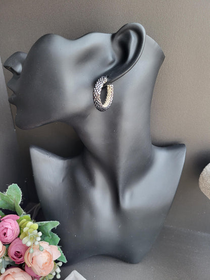 Elegant Two-Tone Miyuki Beaded Hoops/Handwoven Black and Silver Miyuki Hoop Earrings/Stylish Handcrafted Miyuki Earrings in Silver and Black
