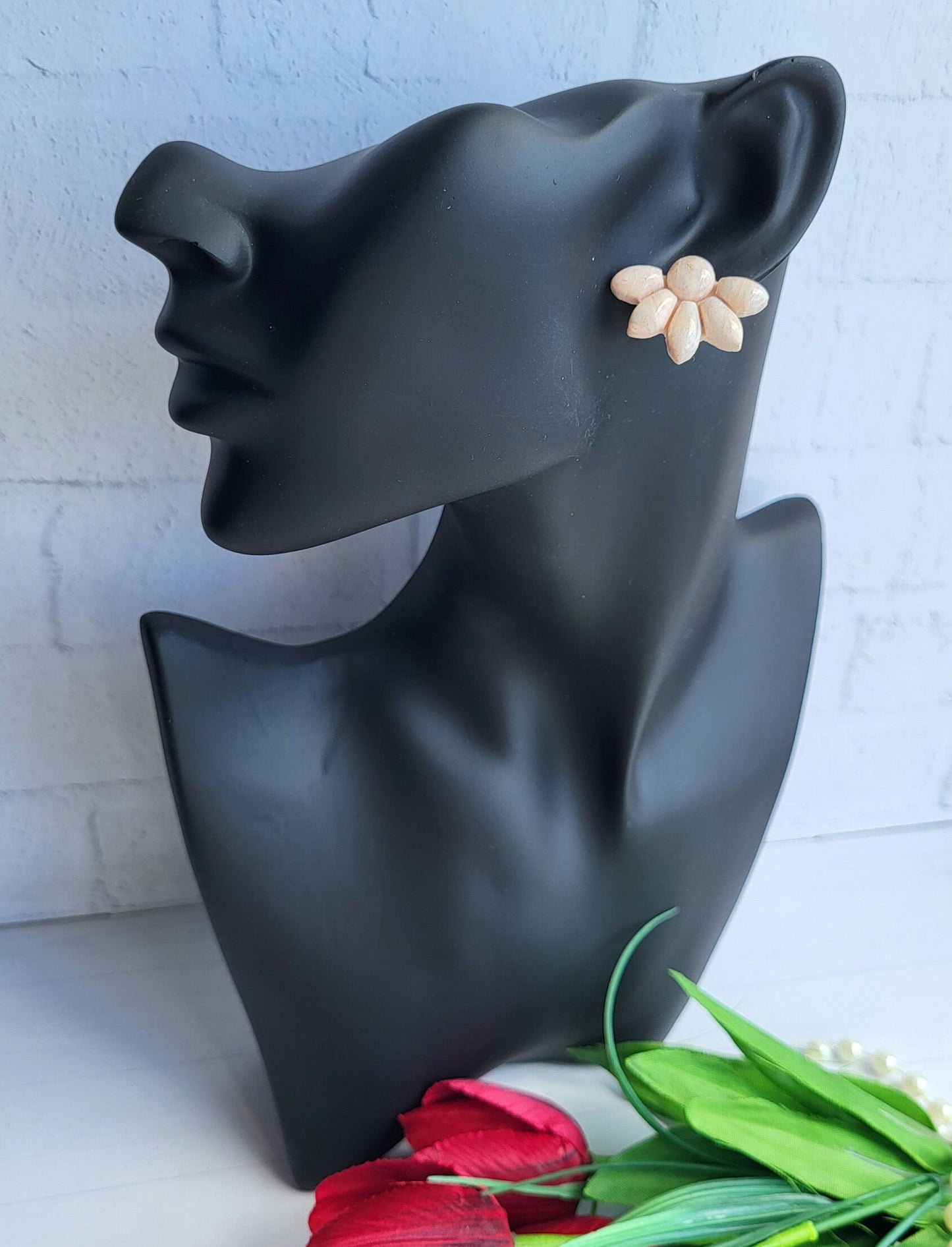 Soft Toned Floral Polymer Clay Earrings/Handmade Flower-Shaped Polymer Clay Stud Earrings/Minimalist Floral-Inspired Polymer Clay Earrings/