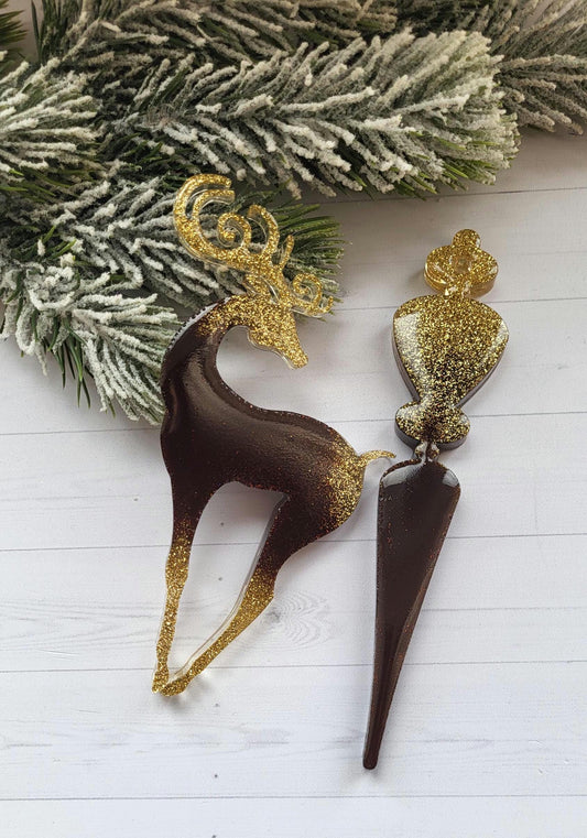 Stylish Holiday Decor | Handmade Epoxy Resin Christmas Ornaments Set | Deer and House | Resin Christmas Tree Toys | Xmas Tree Decorations