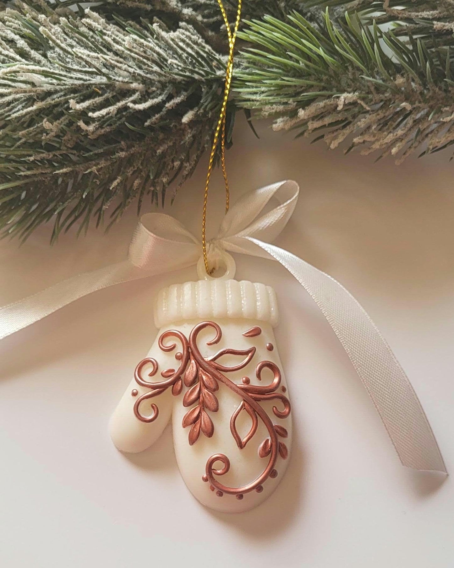 Handmade Epoxy Resin Christmas Ornaments/Chic Christmas Ornaments: Sweaters, Skates, and Mittens in Resin