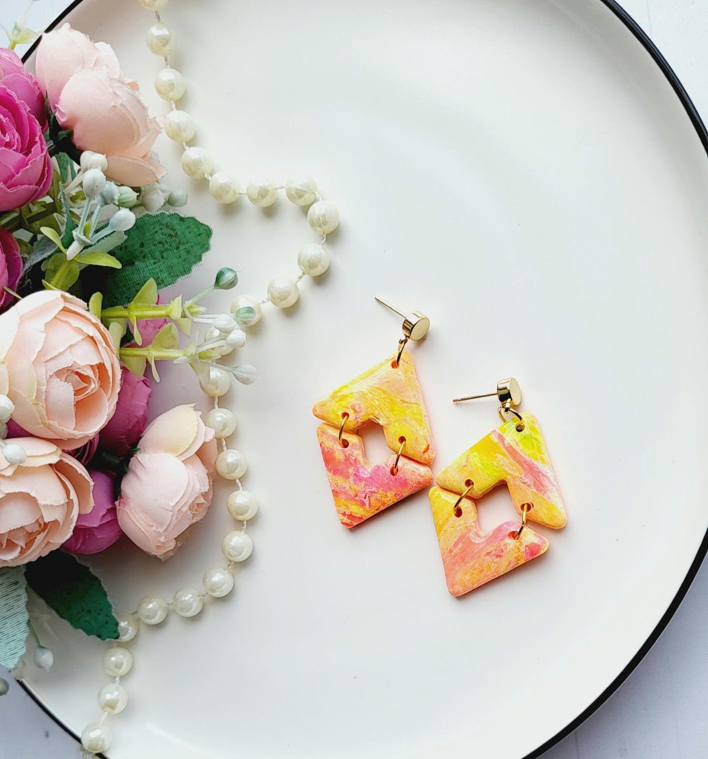 Polymer Clay Earrings/earring/fashion/fashion earrings/luxury/luxury earring/giftforher/mothers day/present/wedding/girl/girl earring/gift