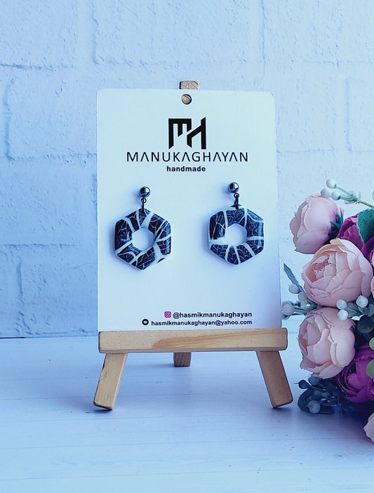Minimalist Hexagon Polymer Earrings/Sleek and Contemporary Hexagon Earrings/Trendy Handcrafted Statement Earrings