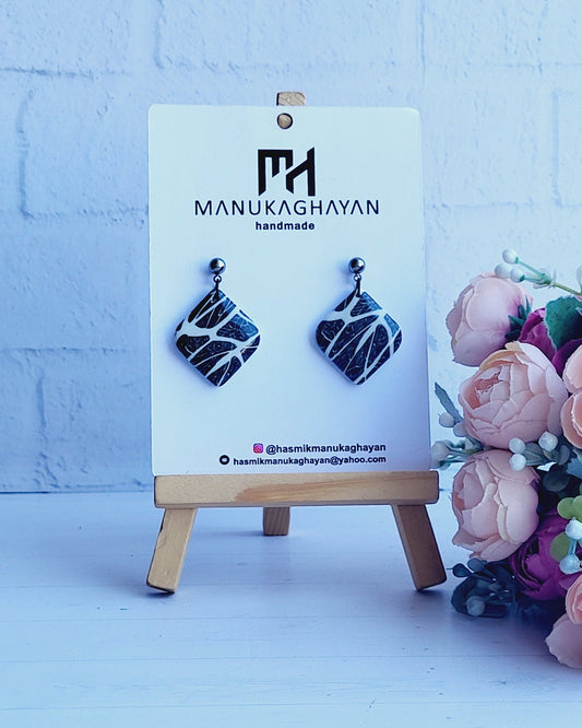 Monochrome Leaf Imprint Polymer Clay Earrings/Elegant Leaf Design Clay Earrings/Modern Art Leaf-Inspired Earrings/Geometric Clay Earrings