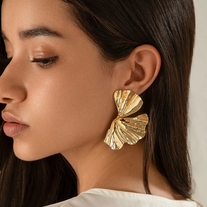 Flower Pattern Earrings